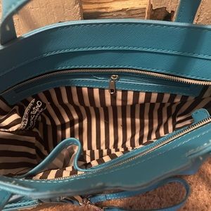 Super cute schnauzer handbag with wristlet!